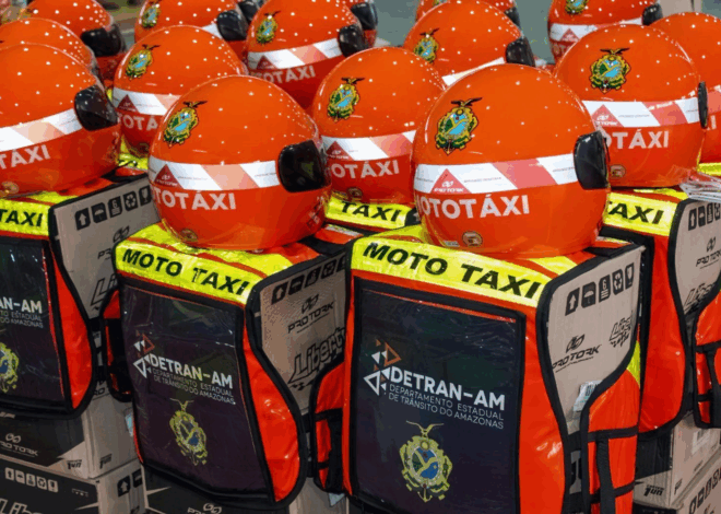 Projeto motociclista legal entrega 305 kits de segurança para mototaxistas de Anori e Beruri