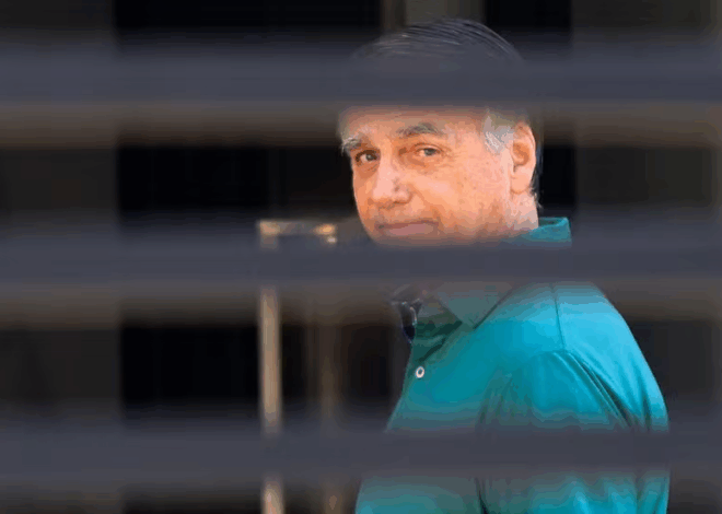 ‘Ainda estou aqui’, ‘Democracia’ e ‘Crime e castigo’: os livros que Bolsonaro pode ler para reduzir a pena