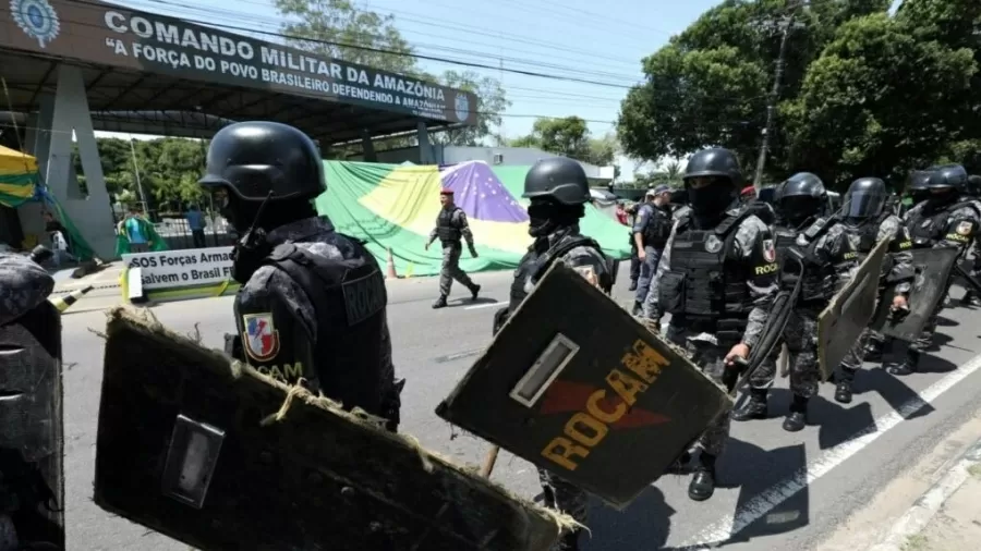 Governo do Amazonas diz à Justiça que Exército recebeu golpistas em quartel