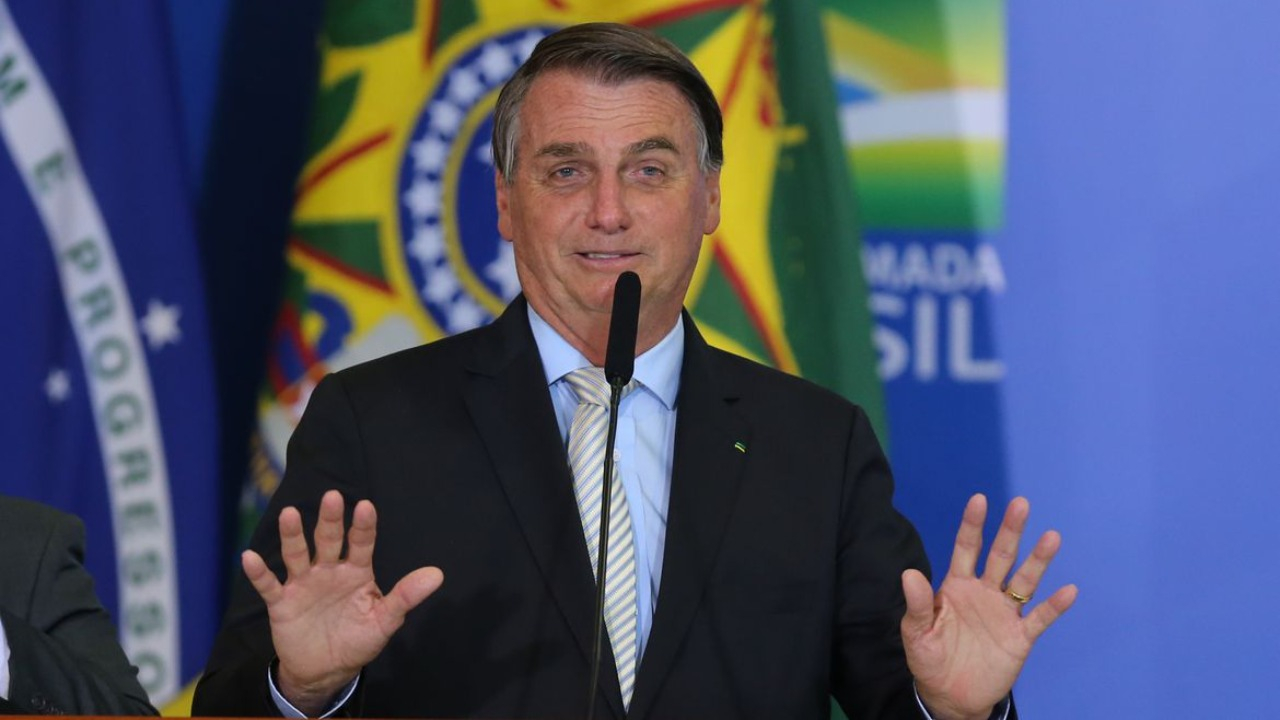 Ex-Presidente Bolsonaro minimiza atos terroristas