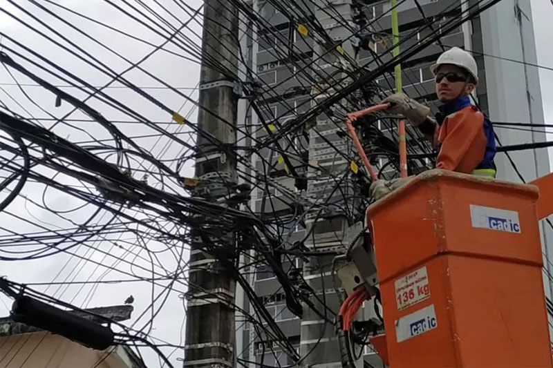 Saiba se seu bairro ficará sem energia neste sábado.