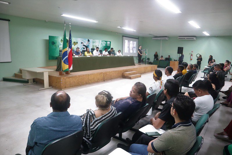 Professores indígenas participam pela primeira vez do curso de pedagogia intercultural da UEA  