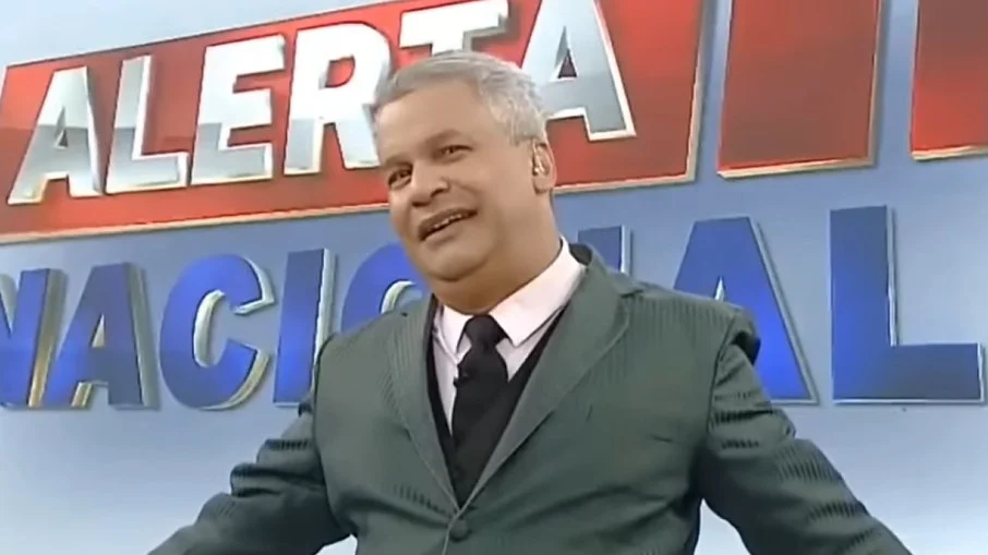 Com rejeição gigantesca e sem anunciante Sikêra Jr é demitido da RedeTV!