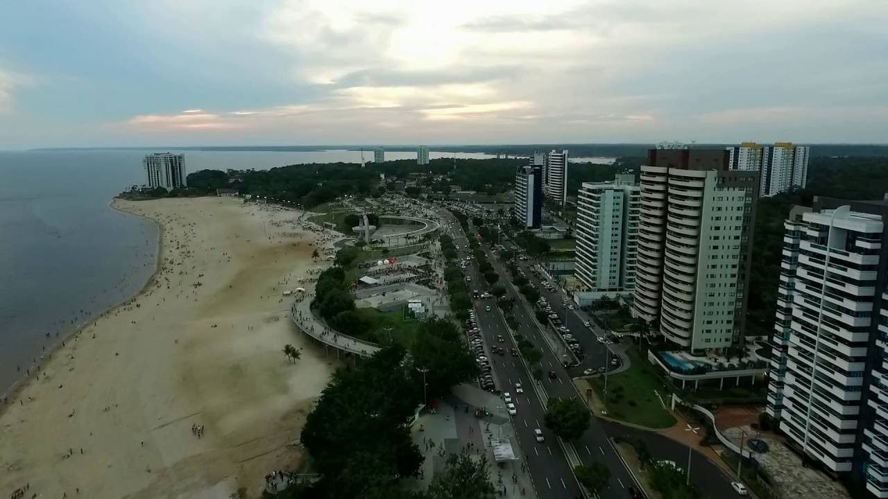 David Almeida assina ordem de serviço para construção de ciclovia na Ponta Negra