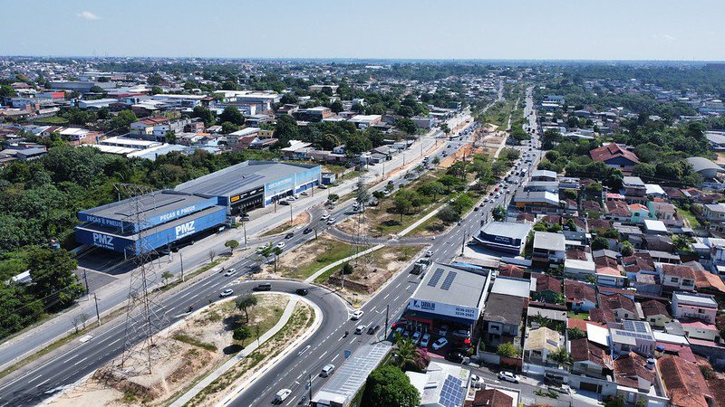 Trecho da avenida das Torres é interditado para avanço da obra do viaduto