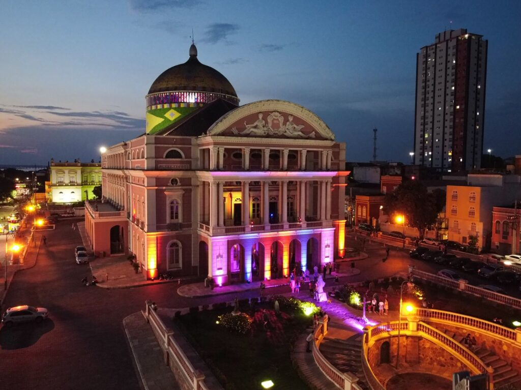 Theatro da Paz e Teatro Amazonas poderão se tornar Patrimônio Mundial nos próximos anos 