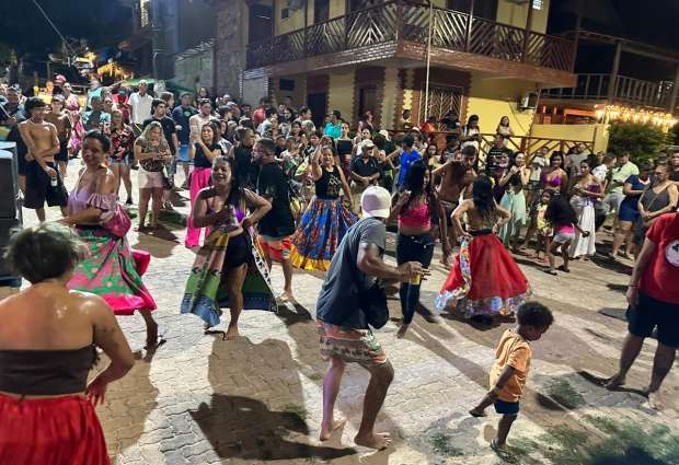 Alter do Chão inicia o esquenta para o Carnaval e contagia turistas