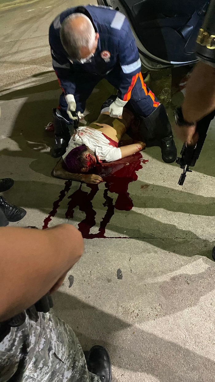 Jovens são executados a tiros em posto de combustíveis na rua Quintino Bocaiúva.