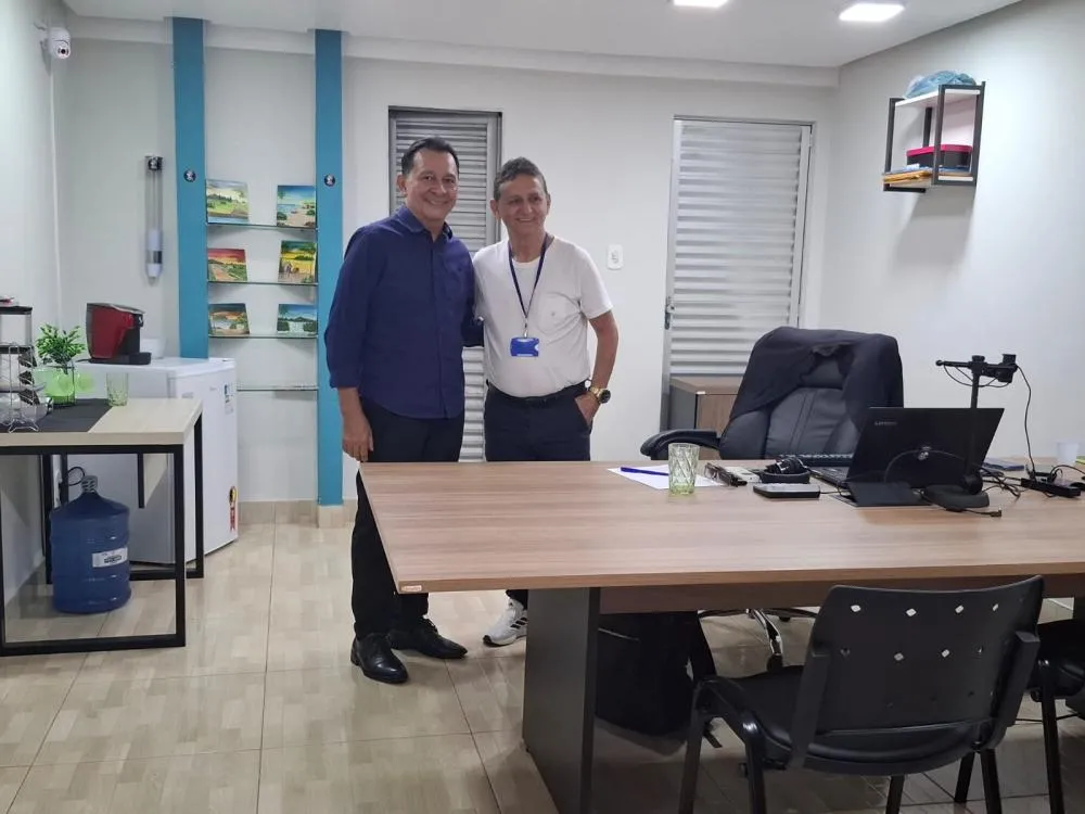 Prefeito Zé Maria Tapajós, visita o Instituto de pesquisas Destak Publicidade e Marketing