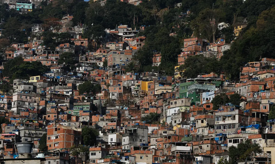 Estudo do IBGE diz que Manaus tem 18 entre as 20 maiores favelas do país