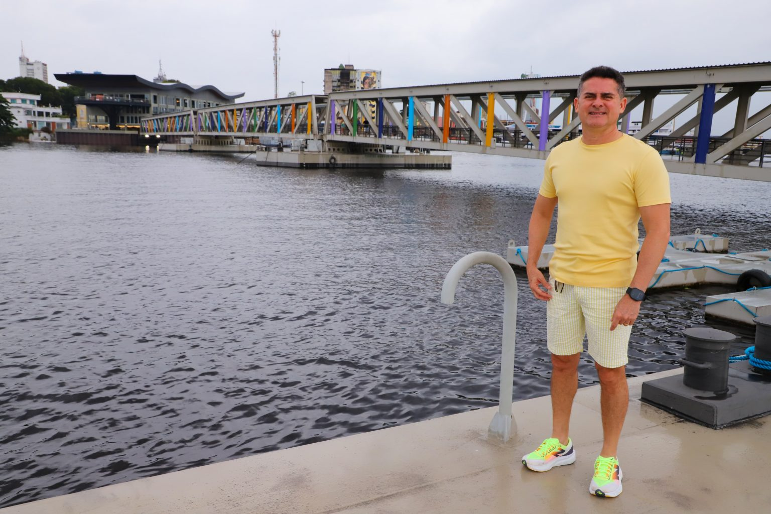 Prefeito David Almeida reforça ações da prefeitura diante da cheia do Rio Negro