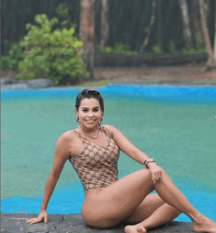 Prefeita de Marituba aparece em um vídeo de biquine dançando de forma sensual