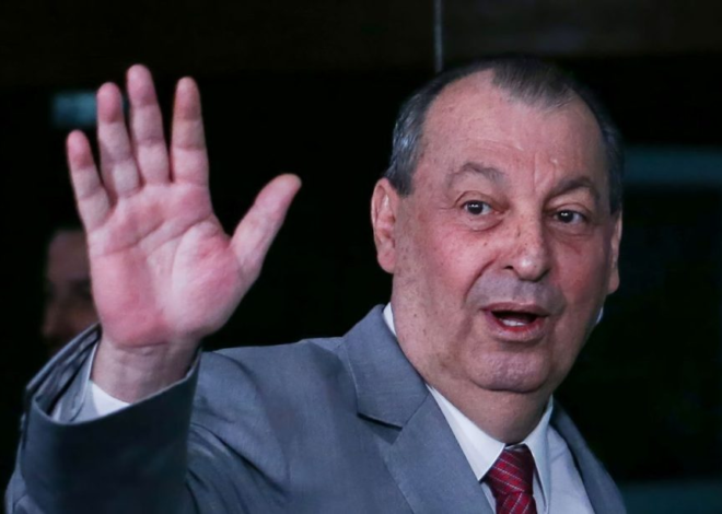 Omar Aziz lidera de braçada disputa para governo do Amazonas em 2026