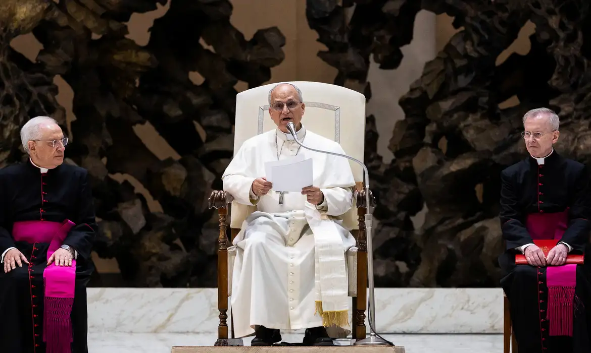 Papa, China e União Africana pedem respeito à soberania da Venezuela