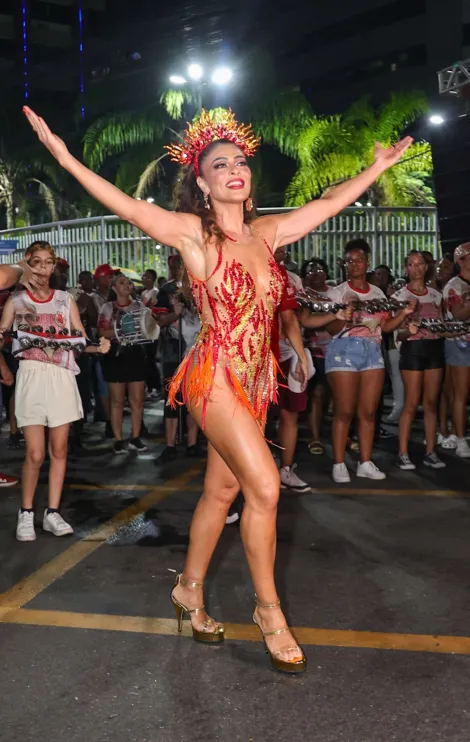 Juliana Paz, pé quente: Viradouro é a grande campeã do carnaval do Rio em 2026