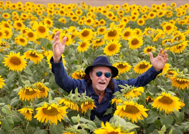 Alceu Valença comemora 80 anos com turnê pelo Brasil