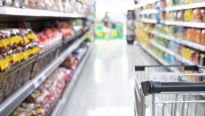 Supermercado mineiro revoluciona jornada de trabalho e garante metade do mês de folga aos funcionários