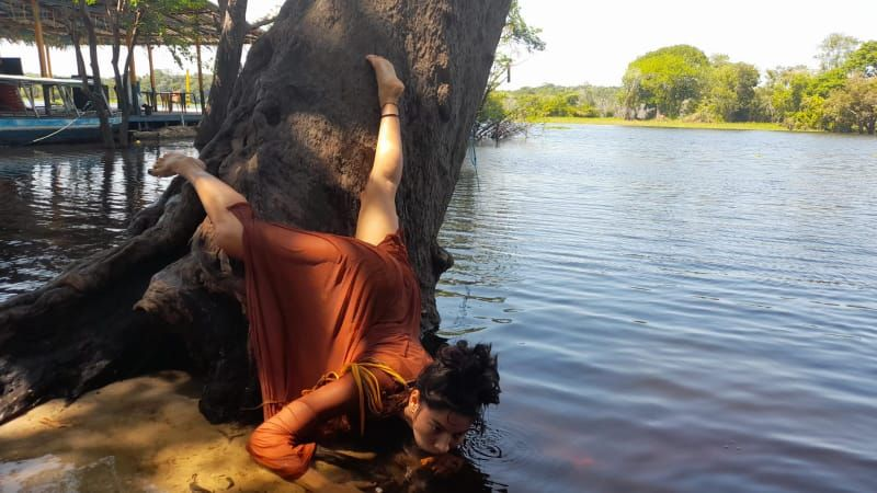 “Míra Yí” transforma rios em memória e leva a ancestralidade indígena para Manaus